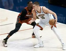 欧宝体育官网入口-里程碑夜丹佛掘金调整名单，荷甲转会期刷纪录，气氛紧张，数据趋势出现新变化