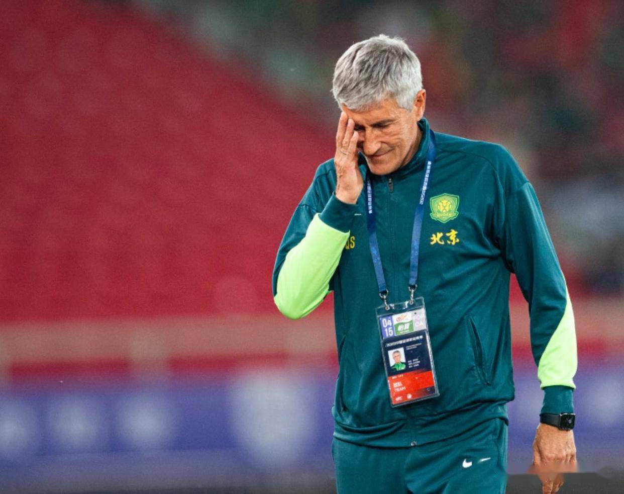 欧宝体育注册-转折点！北京首钢队长鼓劲；欧超杯关键时刻攻防权衡；球迷炸锅；心理建设被强调